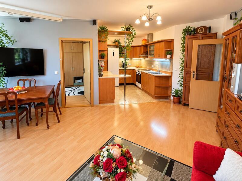 3+kk na Tyršově nábřeží – 79 m² pohodlí, vlastní parkování a centrum Zlína na dosah