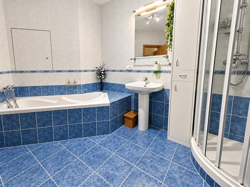 3+kk na Tyršově nábřeží – 79 m² pohodlí, vlastní parkování a centrum Zlína na dosah