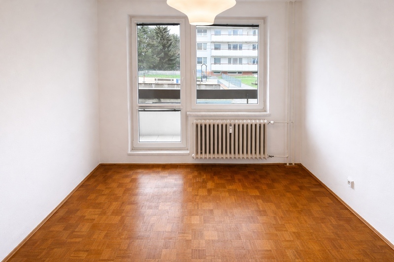 Prostorný byt 4+1 se dvěma balkony, Zlín, Jižní Svahy – Družstevní ulice