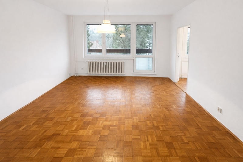 Prostorný byt 4+1 se dvěma balkony, Zlín, Jižní Svahy – Družstevní ulice
