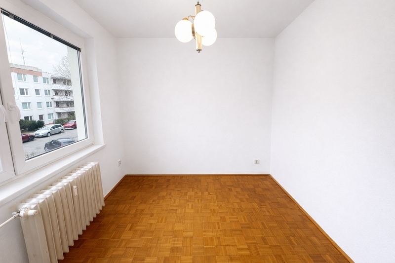 Prostorný byt 4+1 se dvěma balkony, Zlín, Jižní Svahy – Družstevní ulice