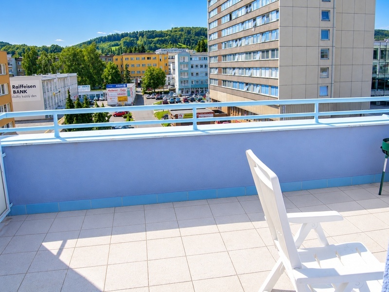 Pronájem  vybaveného bytu 1+kk s balkonem v centru Zlína