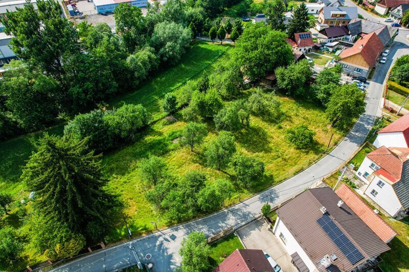 Stavební pozemek 2 790 m² | Valašské Klobouky | Výjimečný prostor pro rodinnou vilu i investici