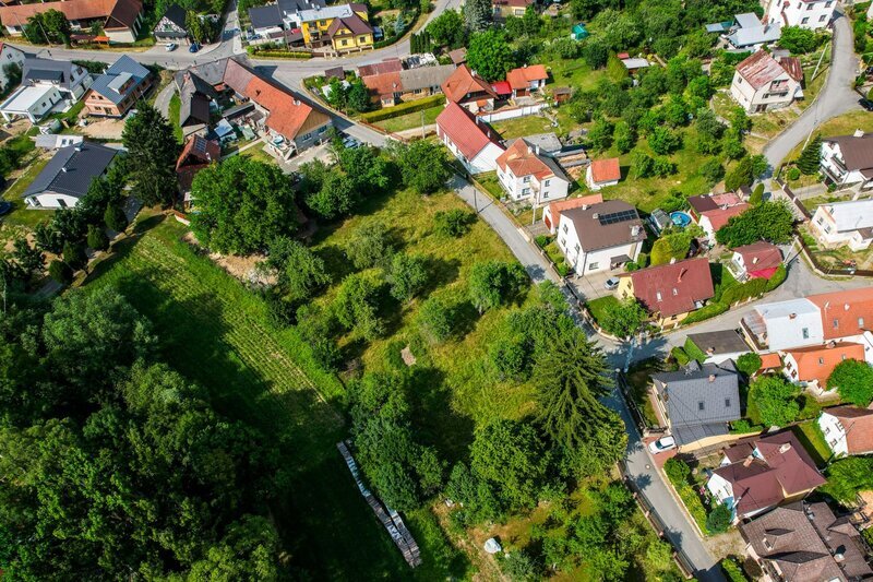 Stavební pozemek 2 790 m² | Valašské Klobouky | Výjimečný prostor pro rodinnou vilu i investici