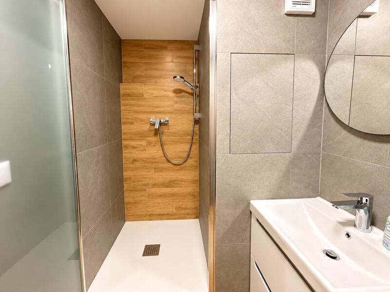 Pronájem krásně zrekonstruovaného bytu 2+1 s prostorným balkonem – Zlín, Slunečná
